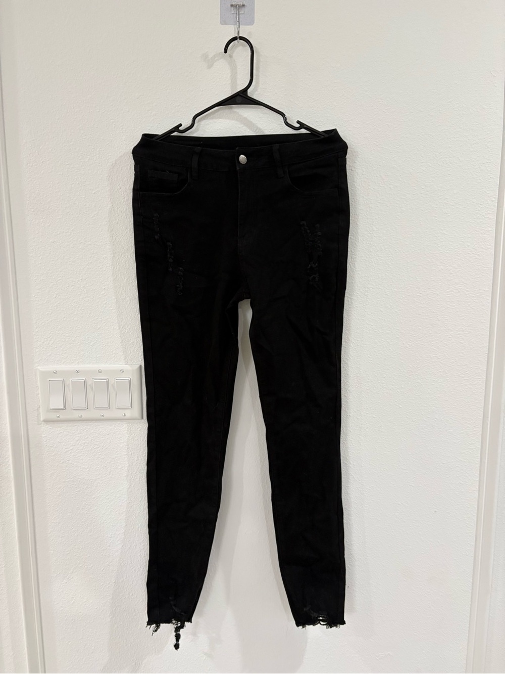 Roswear Black Skinny Jeans